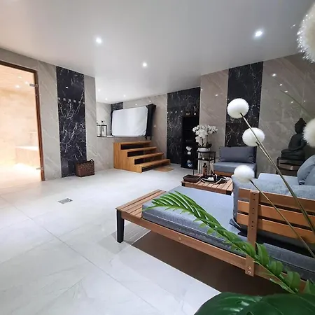 La Louve, 1650- 15 Personnes Jacuzzi Et Hammam Pistes 70 M,commerces 50m * 쿠쉐벨