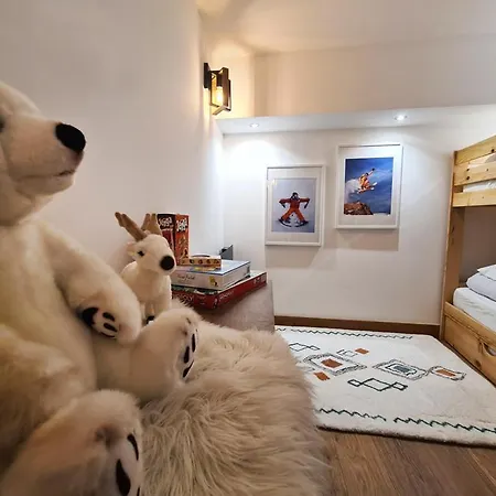 샬레 La Louve, 1650- 15 Personnes Jacuzzi Et Hammam Pistes 70 M,commerces 50m 쿠쉐벨