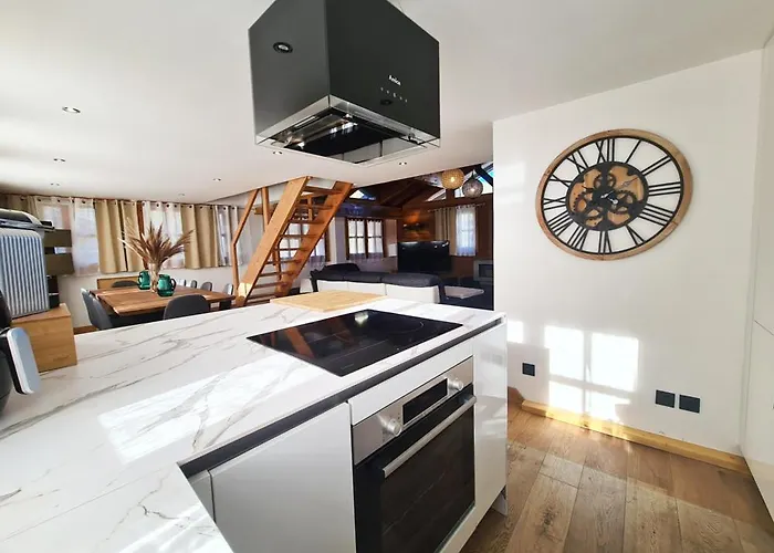 La Louve, 1650- 15 Personnes Jacuzzi Et Hammam Pistes 70 M,commerces 50m شاليه كورشوفيل